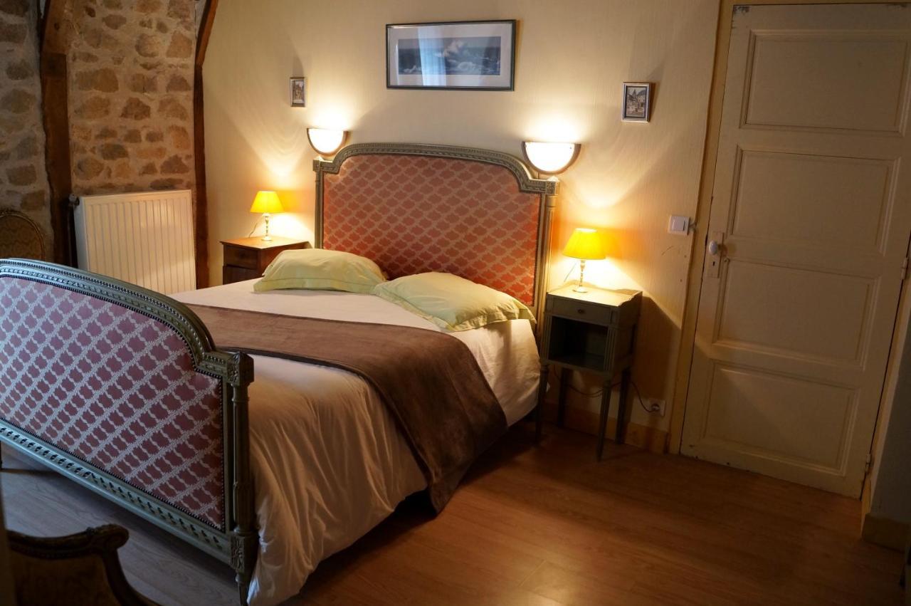 Gite De 15 Places En Chambre De 2, 4, 5 Personnes Saint-Exupery-les-Roches ภายนอก รูปภาพ
